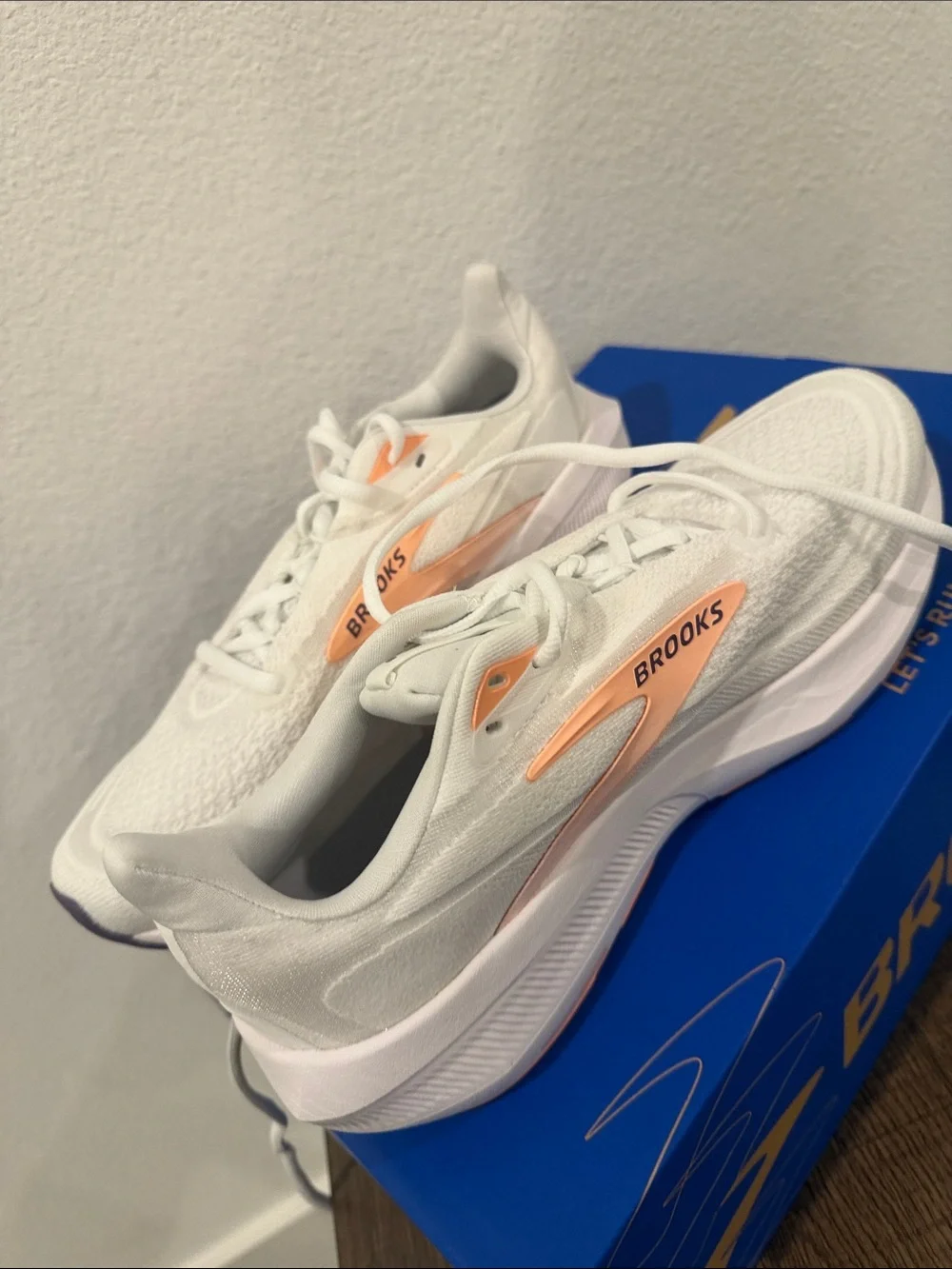 Brooks Revel 9 Women’s White Sneakers with Peach Accent